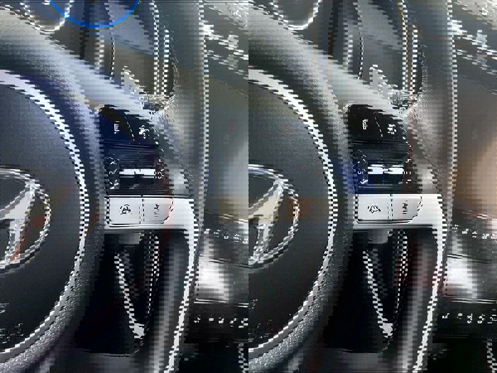 Used 2023 Hyundai Tucson Limited w/ Cargo Package image 25