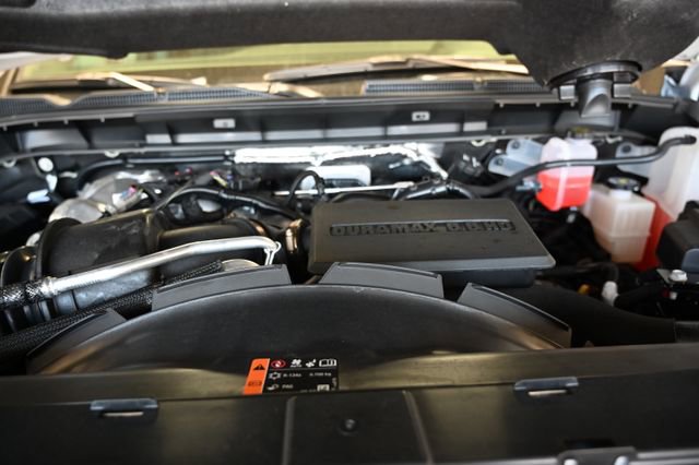 New 2026 GMC Sierra 3500 Denali w/ LPO, Black Badging Package image 37