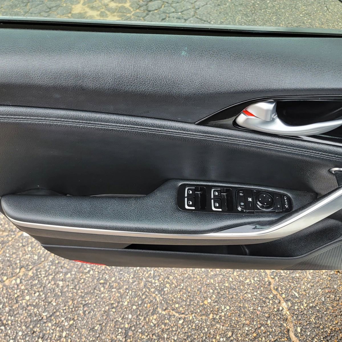 Used 2019 Kia Stinger image 23