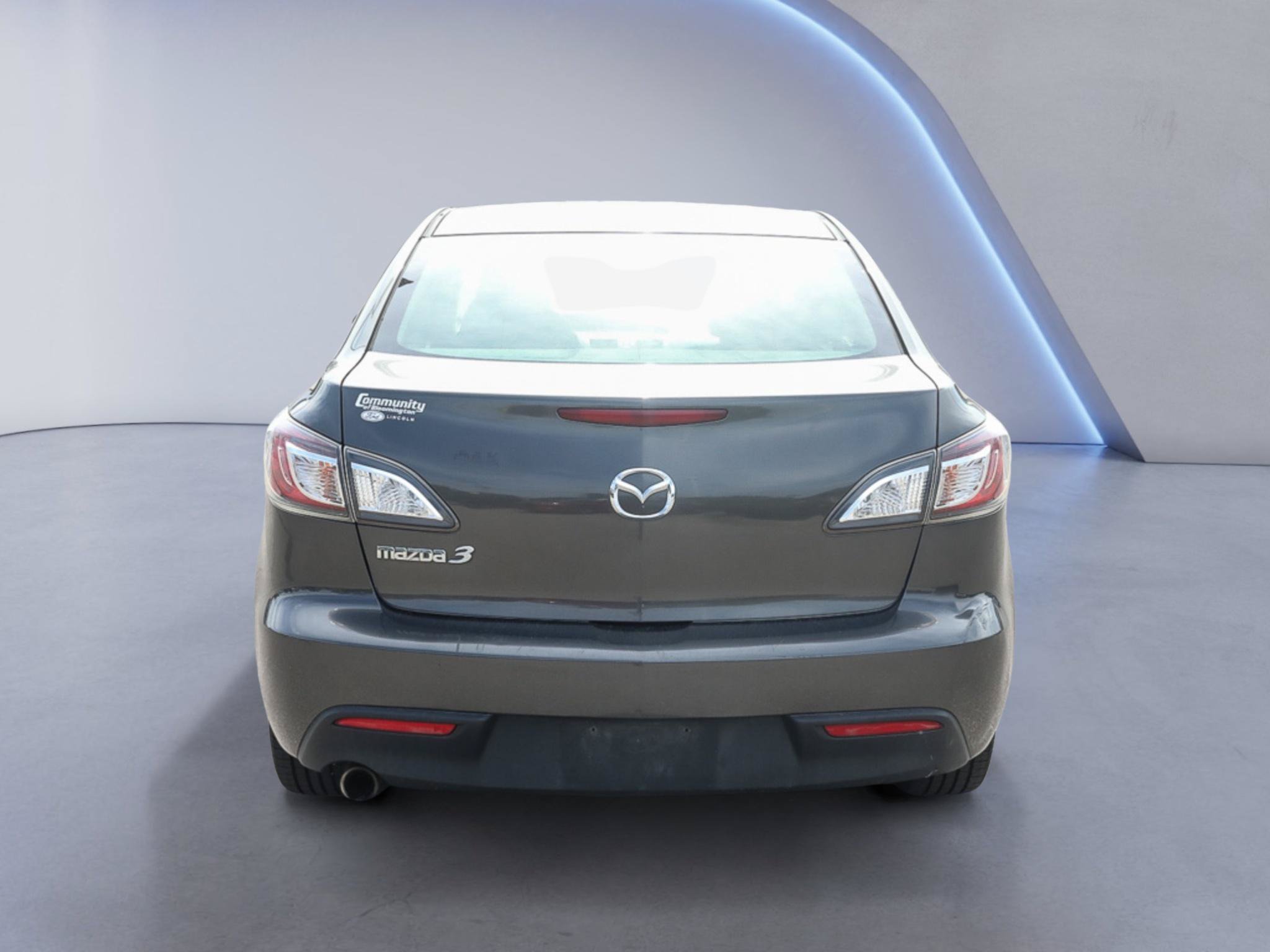 Used 2010 MAZDA MAZDA3 i Touring FWD image 6