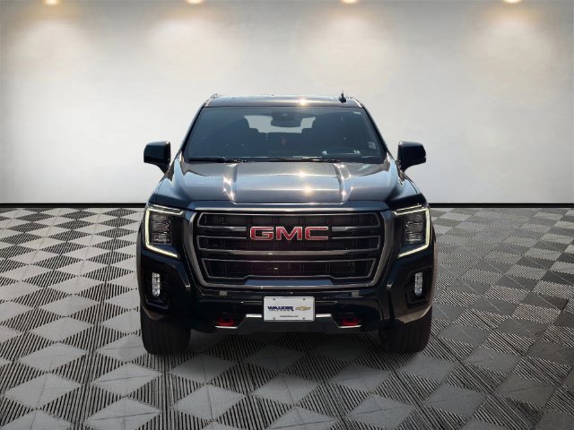 Used 2023 GMC Yukon AT4 w/ AT4 Premium Plus Package AWD/4WD image 3