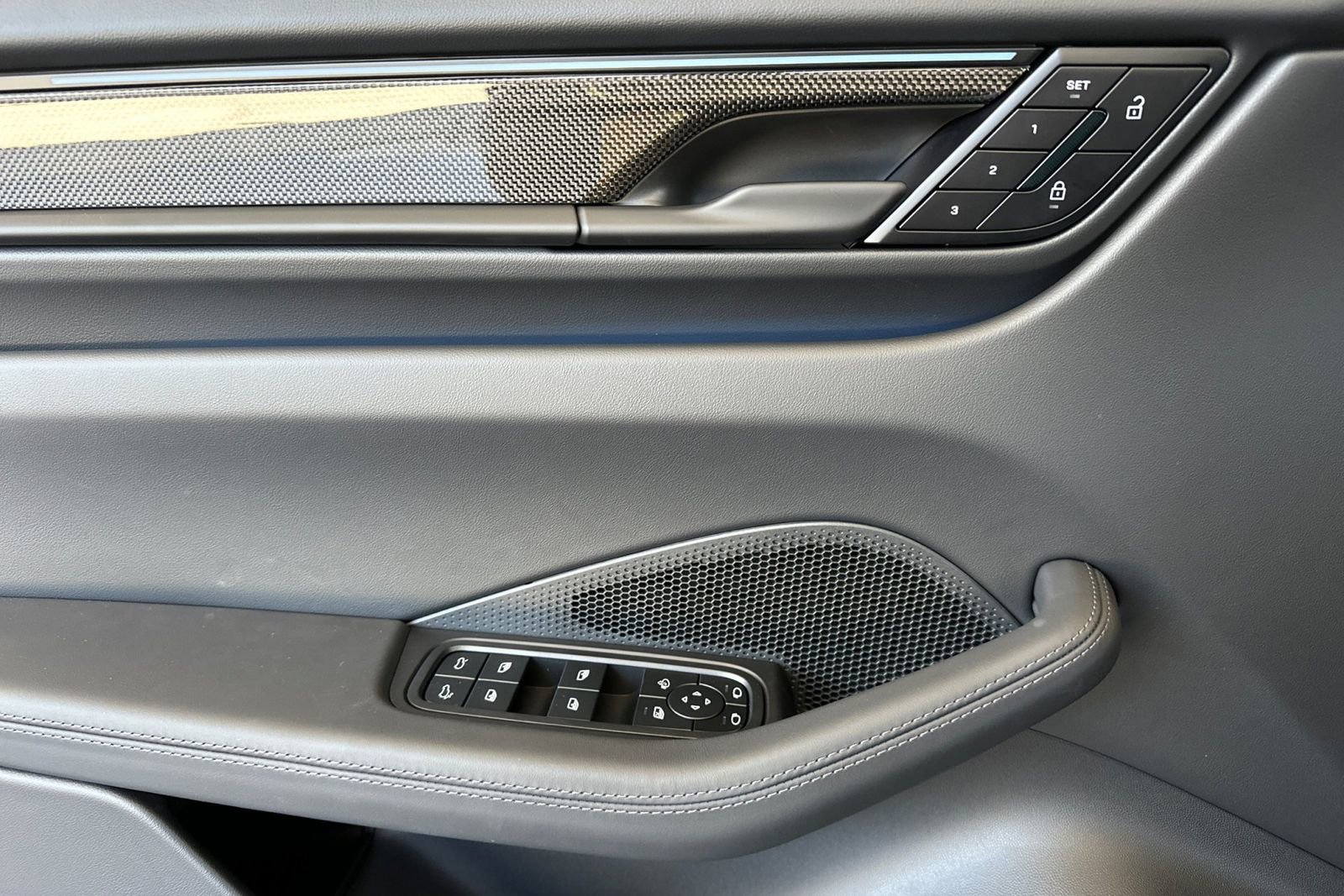 New 2025 Porsche Macan Turbo Electric image 13