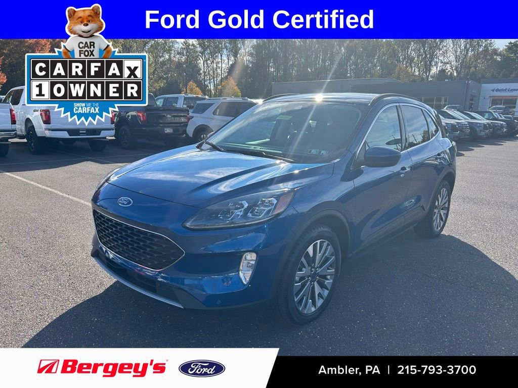 Certified 2022 Ford Escape Titanium w/ Class II Trailer Tow Package image 1