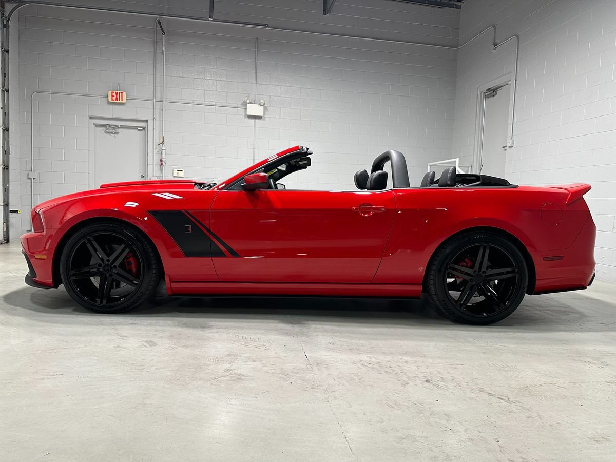 Used 2014 Ford Mustang GT Premium RWD image 23