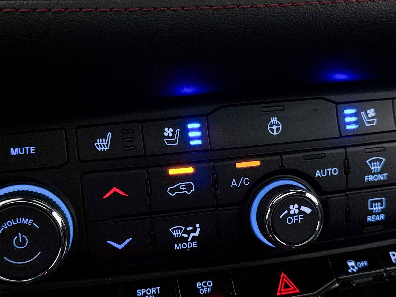 Used 2023 Dodge Durango R/T AWD/4WD image 29