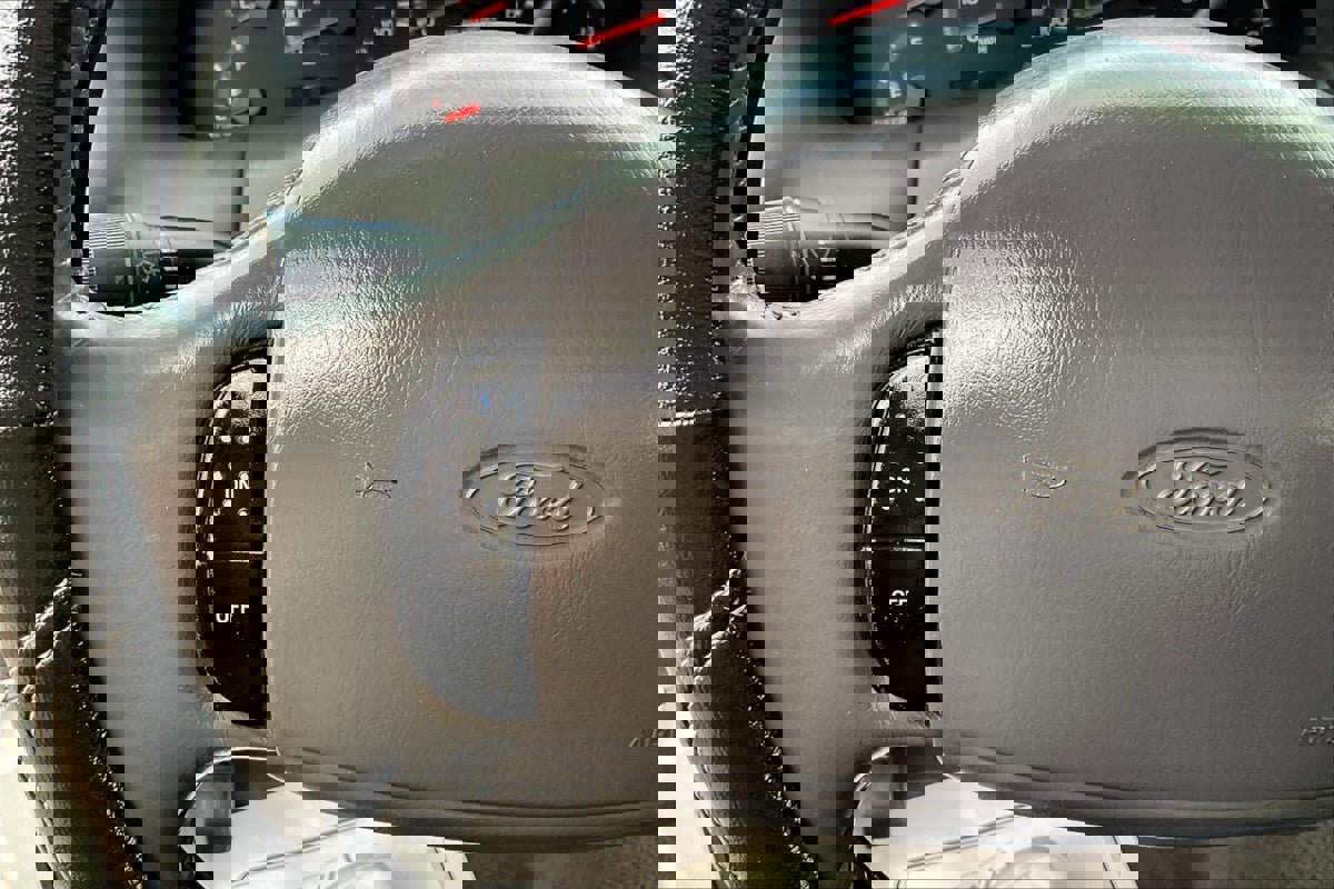 Used 2001 Ford F150 XL image 12