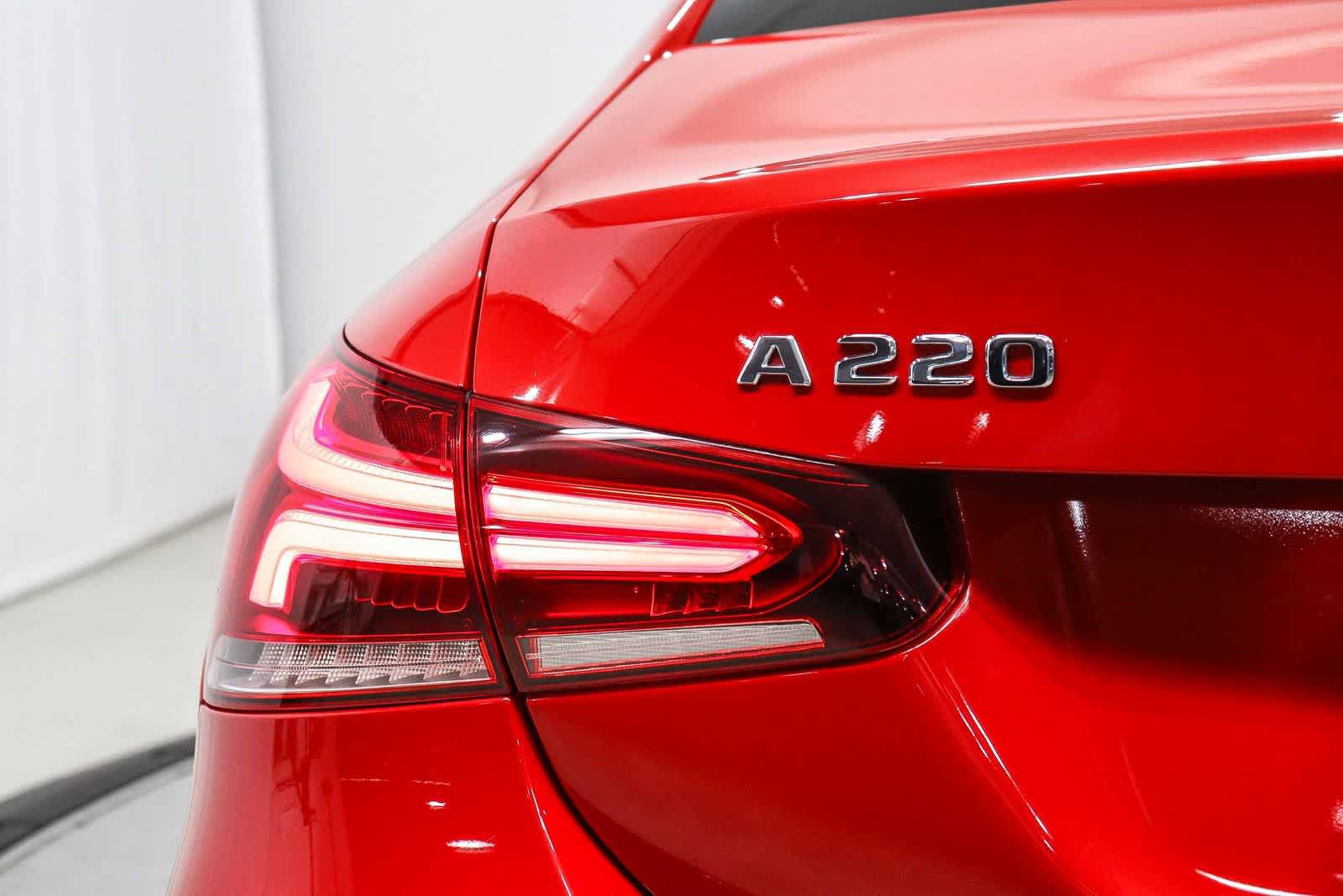 Used 2019 Mercedes-Benz A 220 4MATIC image 11