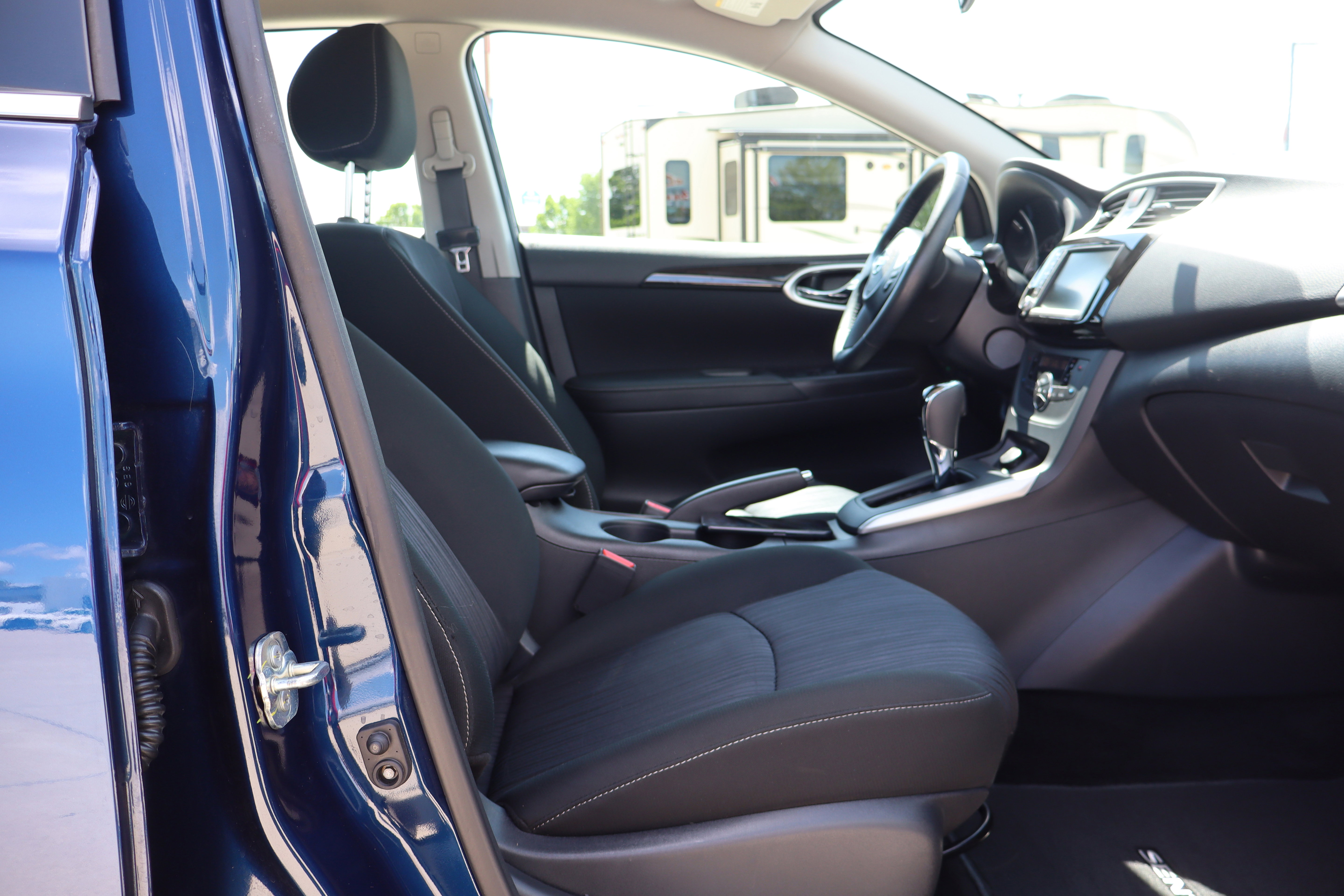 Used 2019 Nissan Sentra SV FWD image 12