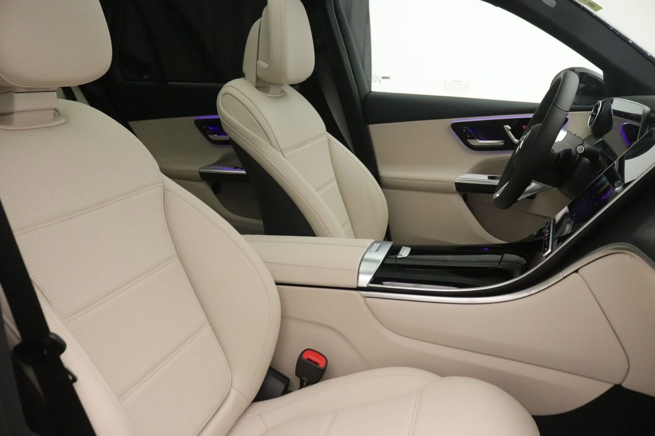 New 2026 Mercedes-Benz GLC 300 image 9
