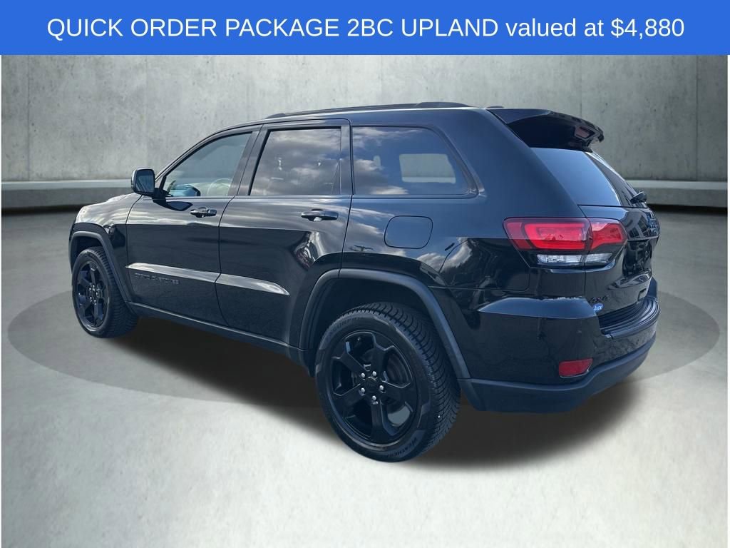 Used 2020 Jeep Grand Cherokee Laredo AWD/4WD image 4