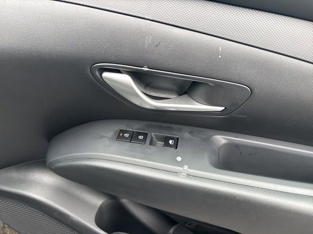 Used 2026 Hyundai Santa Cruz SE image 10