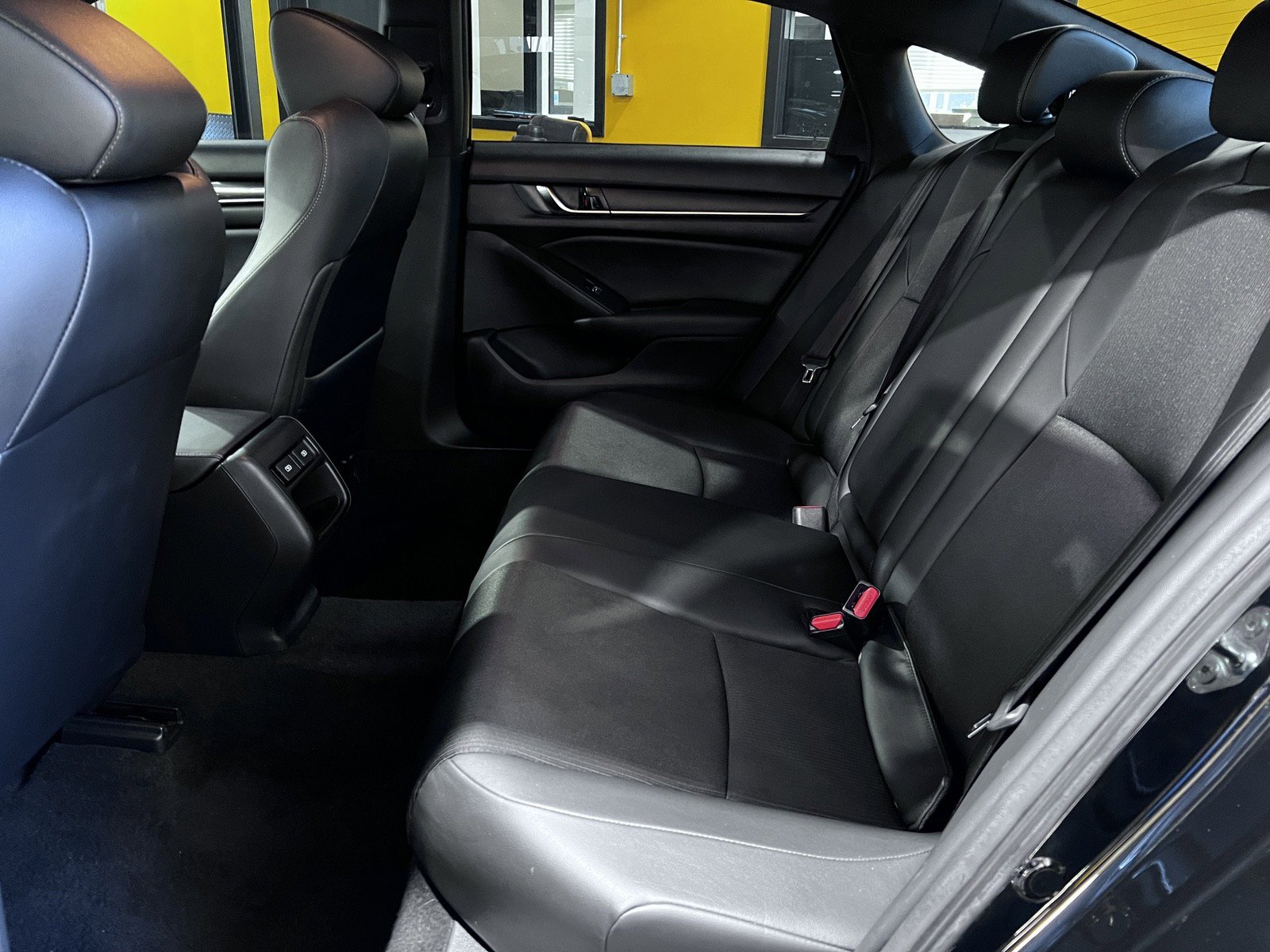 Used 2021 Honda Accord Sport image 18