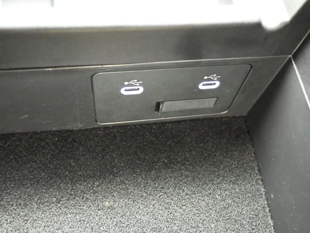 Used 2024 MAZDA CX-90 3.3 Turbo w/ Premium Package image 17