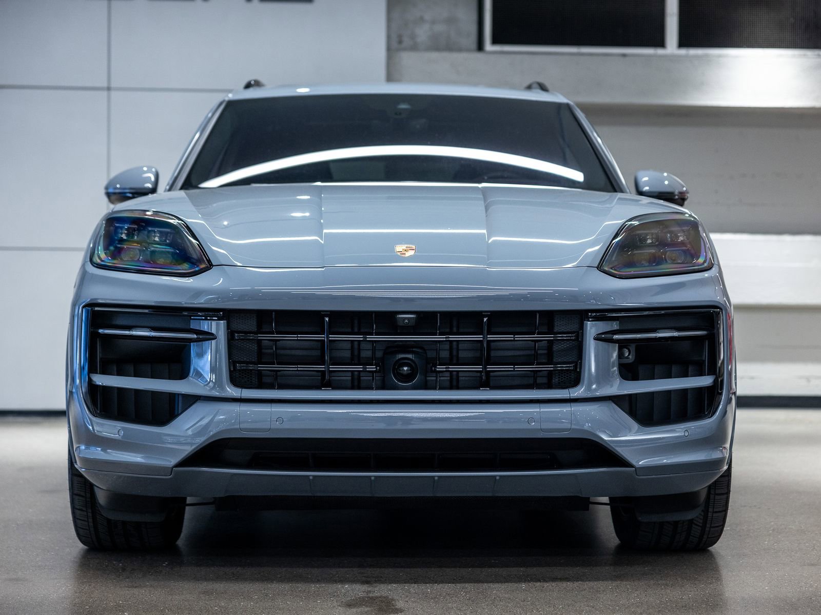 Certified 2025 Porsche Cayenne GTS image 10