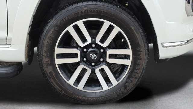 Used 2019 Toyota 4Runner Limited AWD/4WD image 17