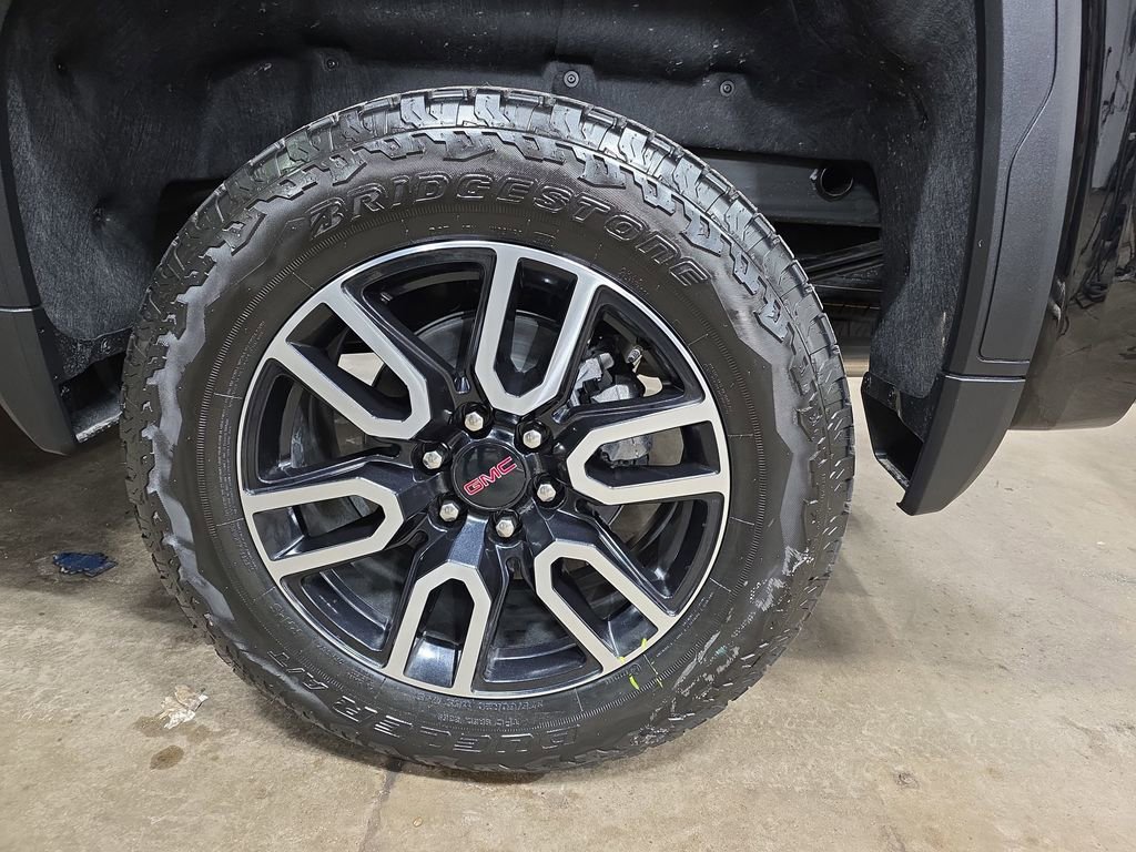 New 2026 GMC Sierra 1500 AT4 w/ AT4 Preferred Package image 35