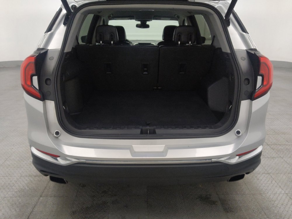 Used 2020 GMC Terrain SLT w/ Preferred Package image 29