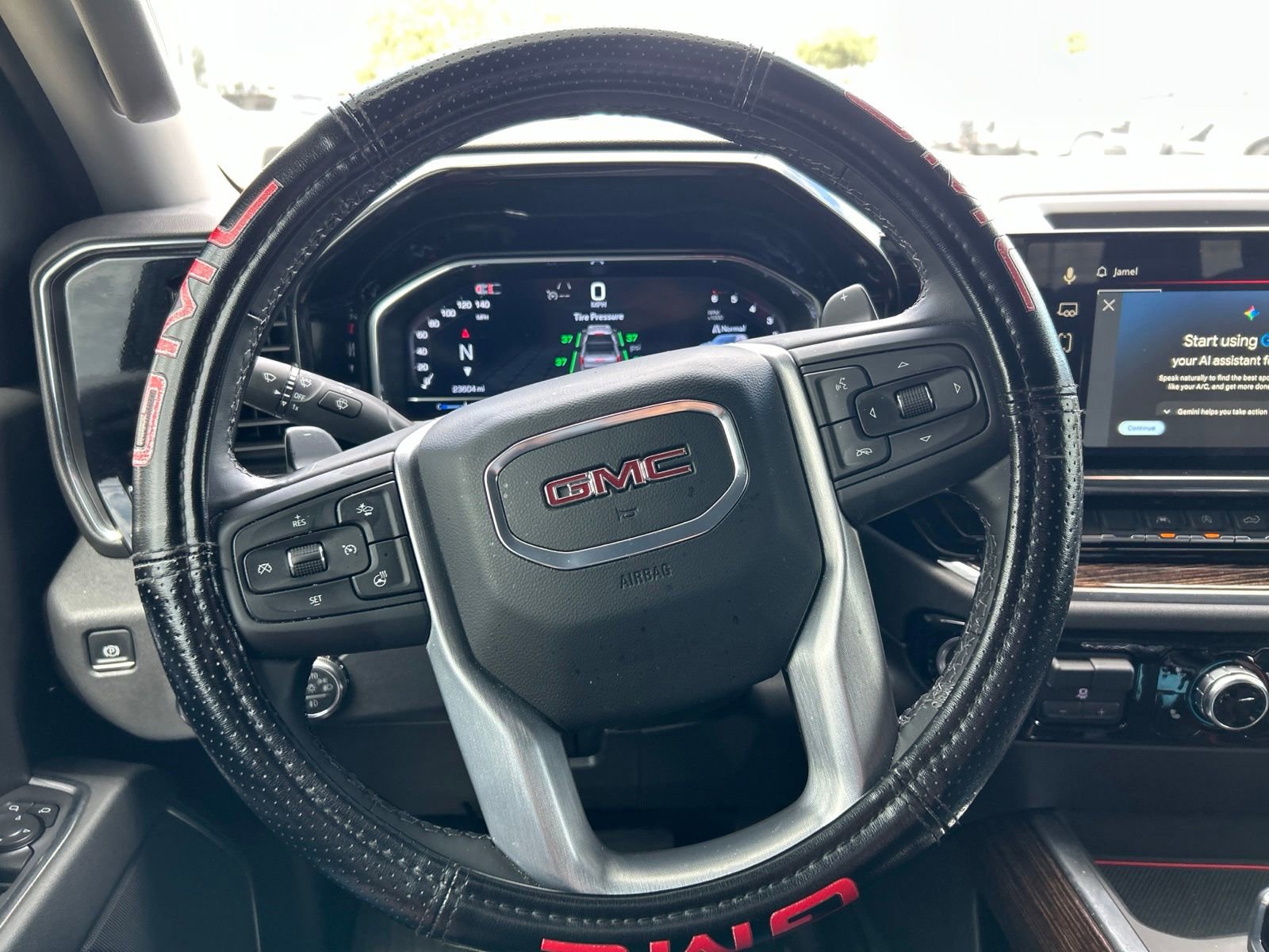Used 2025 GMC Sierra 1500 Elevation AWD/4WD image 15