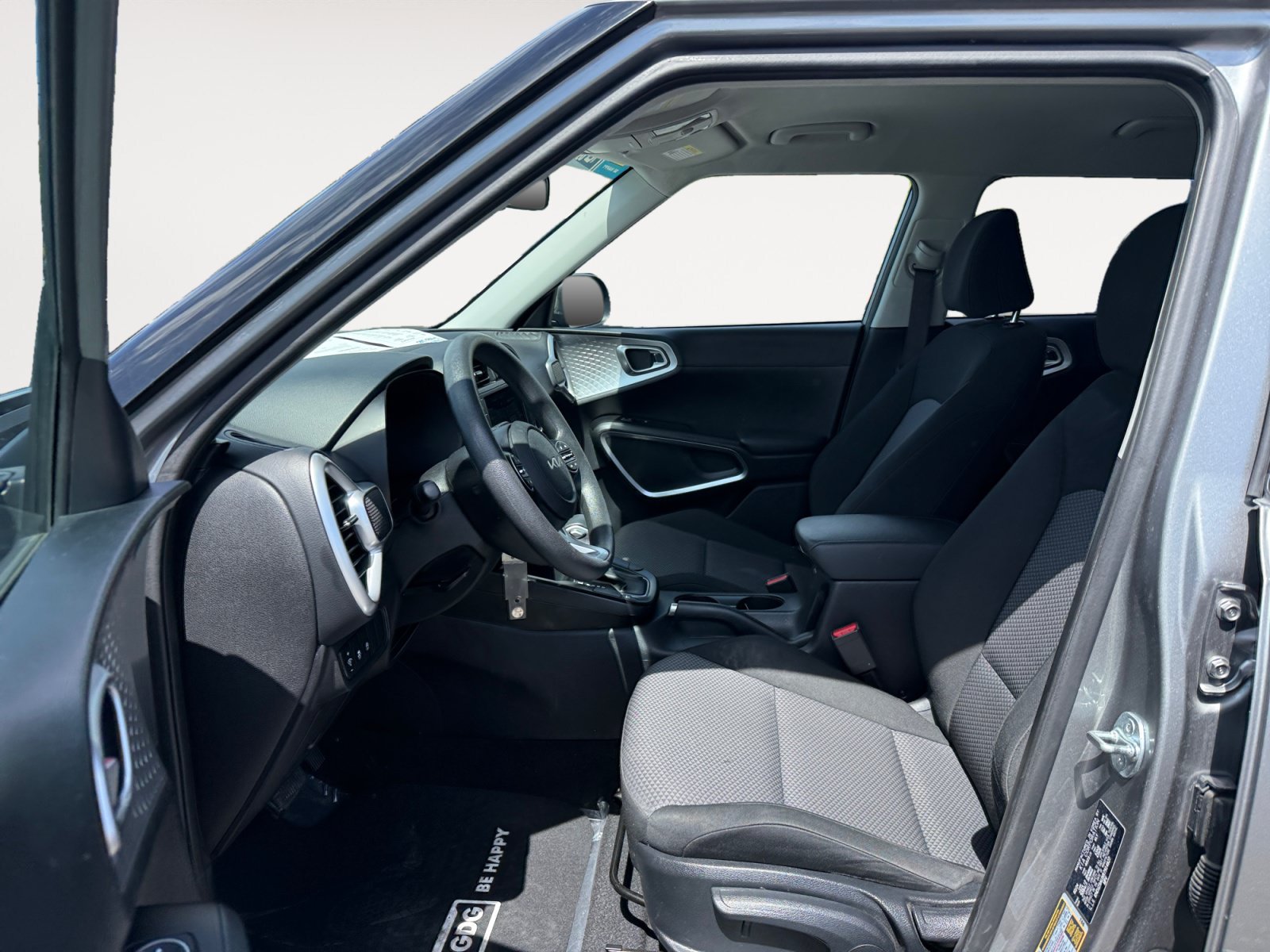 Used 2024 Kia Soul LX w/ Option Group 015 FWD image 10