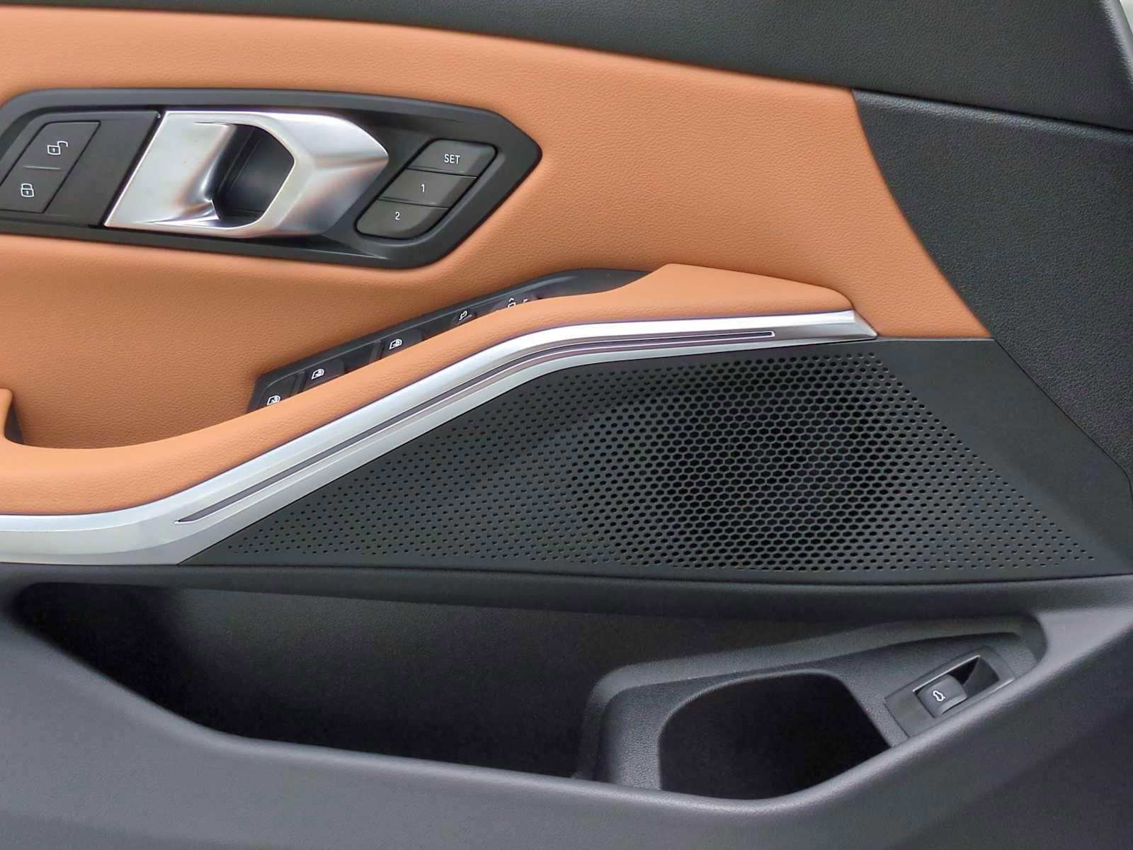 New 2025 BMW 330i xDrive Sedan w/ Premium Package image 32