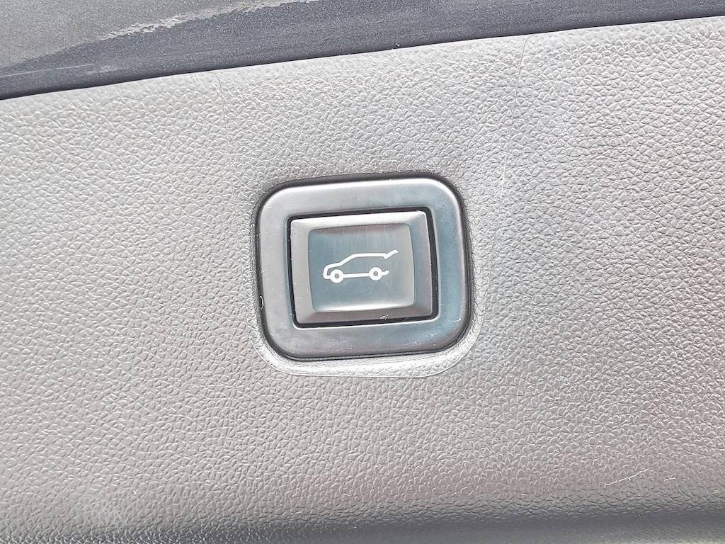Used 2022 Chevrolet Blazer LT FWD image 10