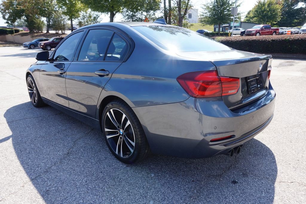 Used 2018 BMW 330i Sedan RWD image 8