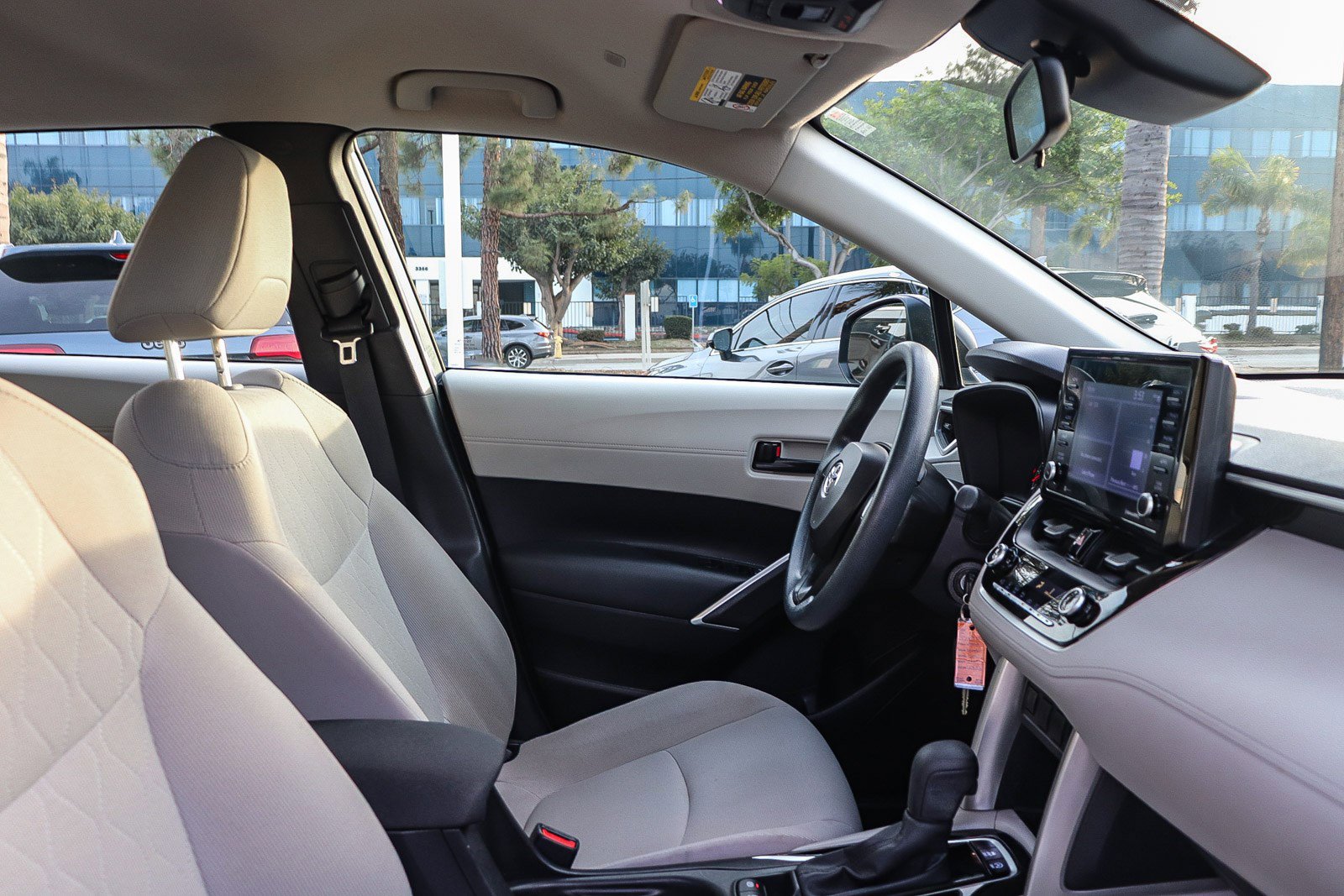 Certified 2022 Toyota Corolla Cross L image 17