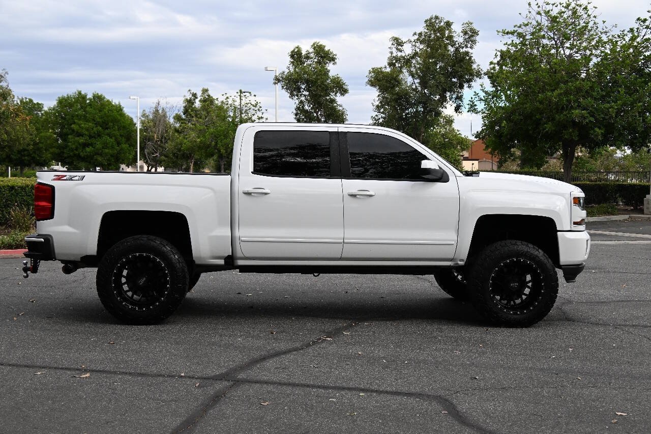 Used 2018 Chevrolet Silverado 1500 LT w/ All Star Edition AWD/4WD image 6