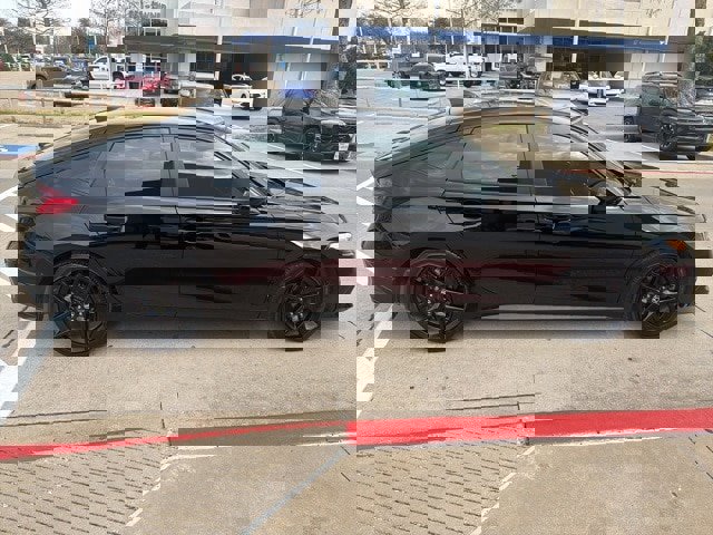 Used 2023 Honda Civic Sport image 4