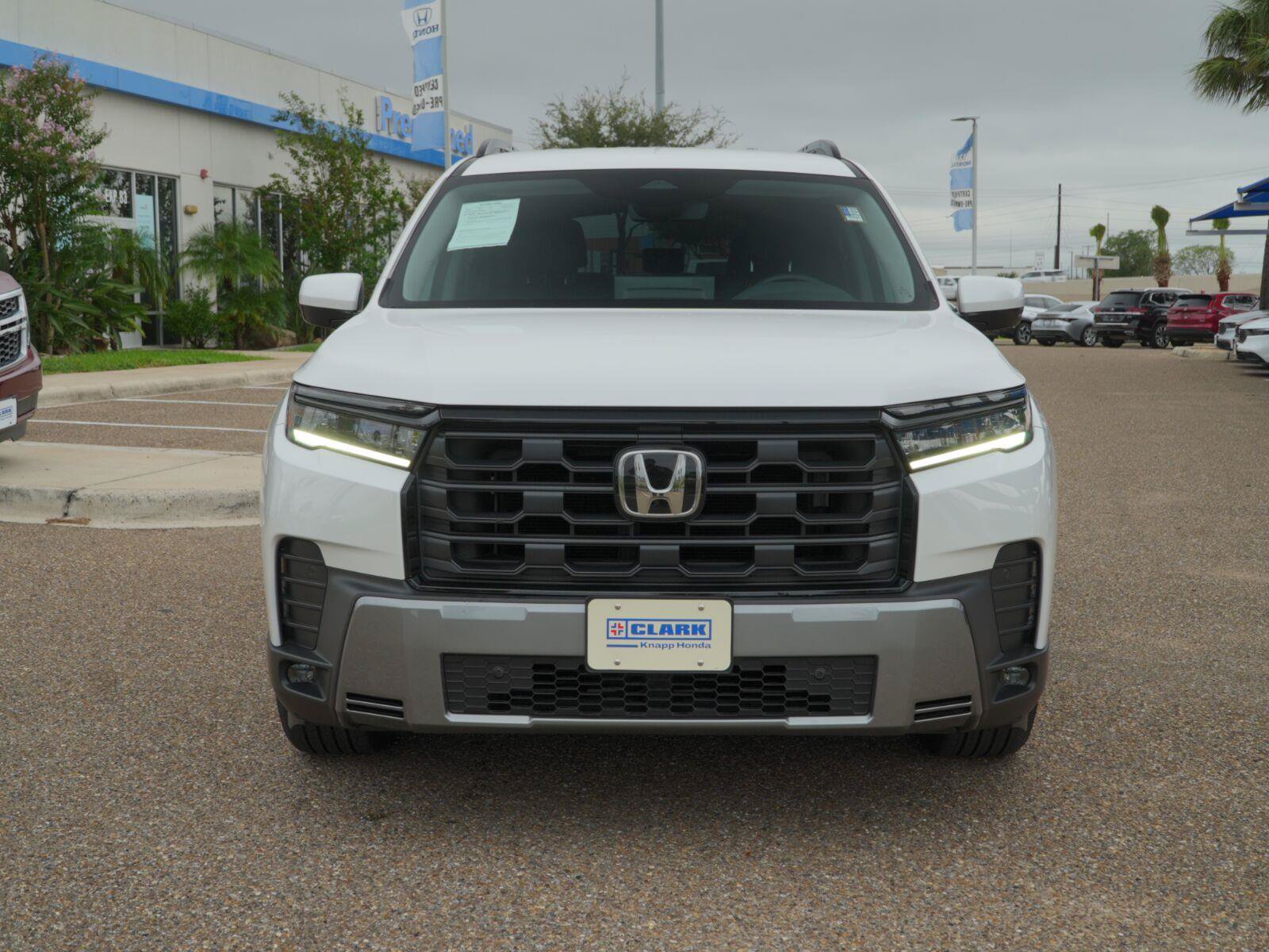 Used 2026 Honda Pilot EX-L image 3