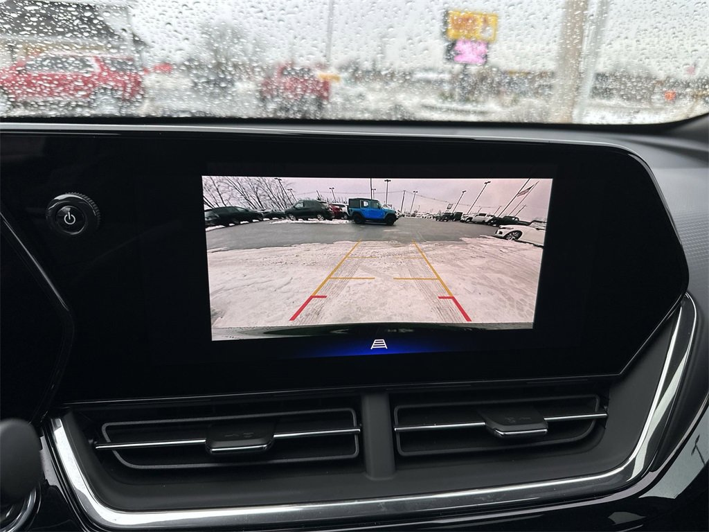 New 2026 Chevrolet Trax RS w/ Sunroof Package image 17