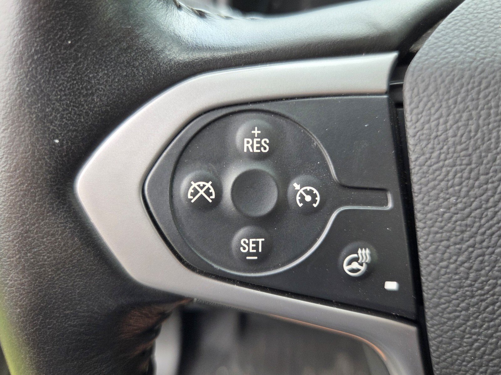 Used 2022 Chevrolet Colorado ZR2 w/ Colorado ZR2 Bison Edition AWD/4WD image 20