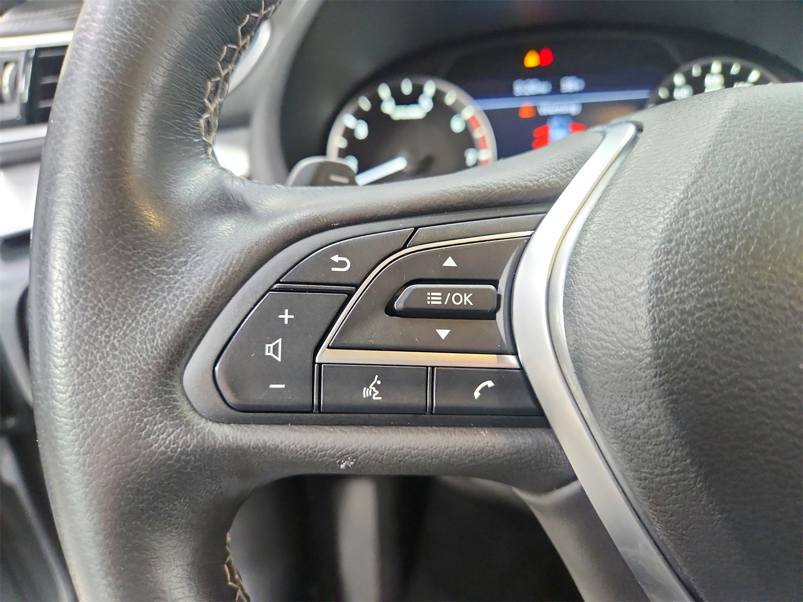 Used 2021 INFINITI QX50 Luxe image 24