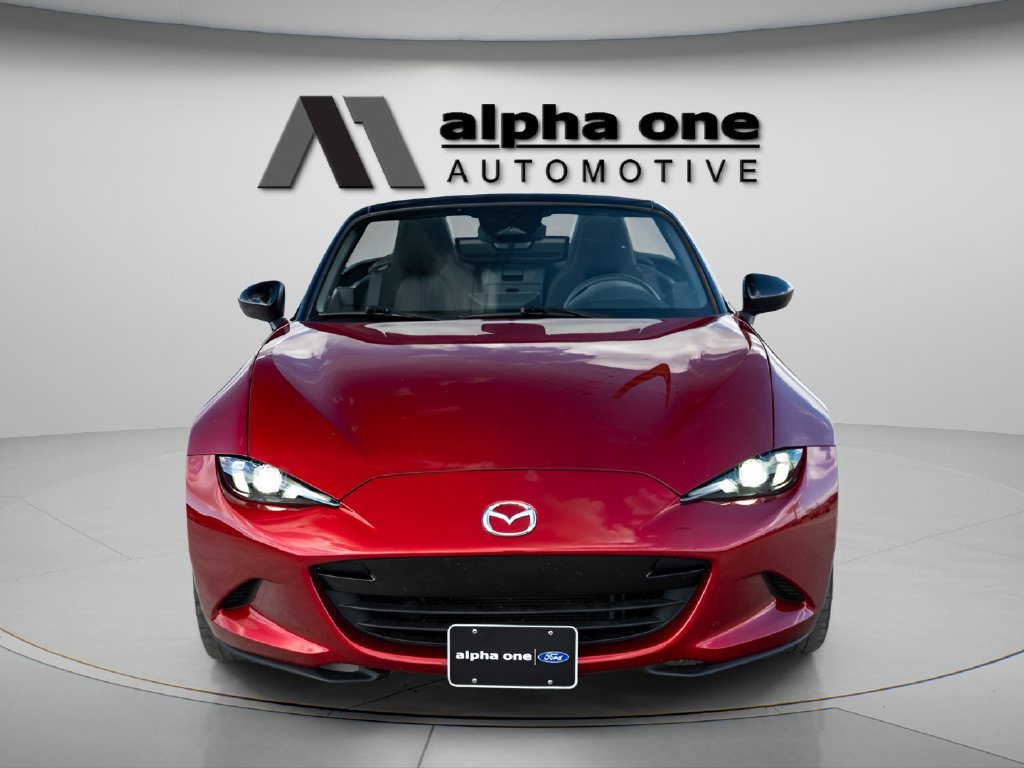 Used 2024 MAZDA MX-5 Miata Sport RWD image 3