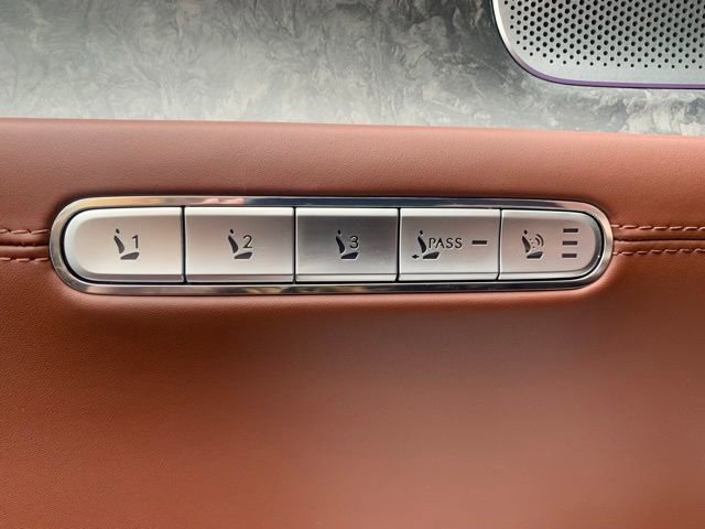 Used 2024 Genesis G90 3.5T image 13