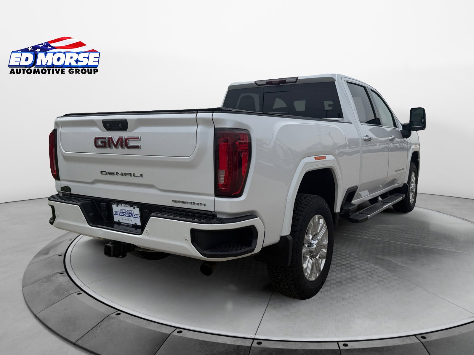 Certified 2023 GMC Sierra 2500 Denali w/ Denali Ultimate Package AWD/4WD image 5