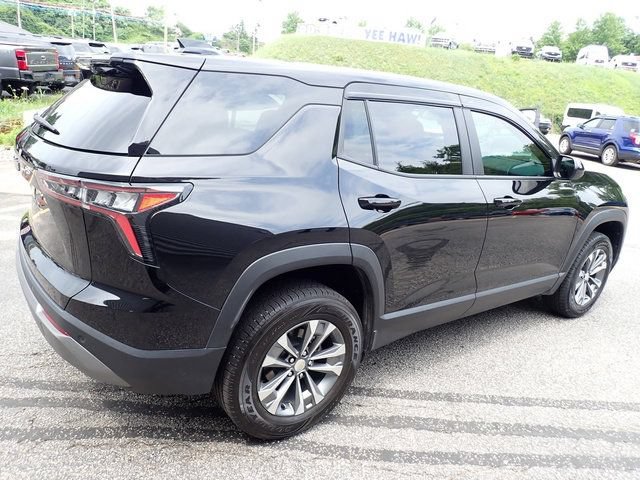 Used 2025 Chevrolet Equinox LT AWD/4WD image 7