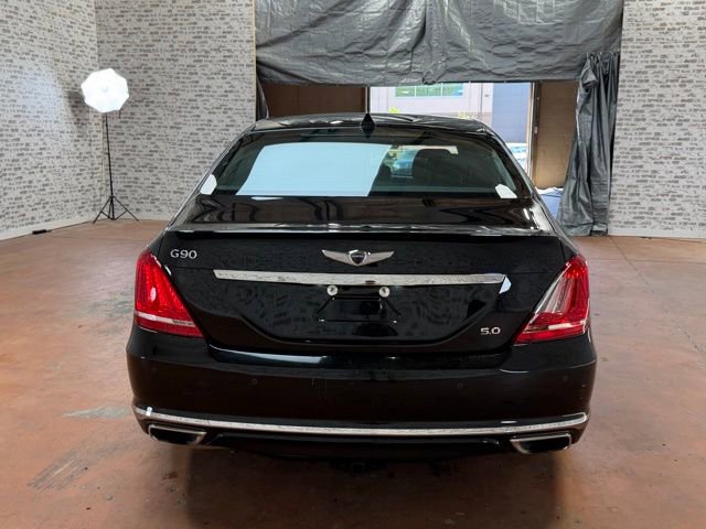 Used 2018 Genesis G90 5.0 Ultimate RWD image 5