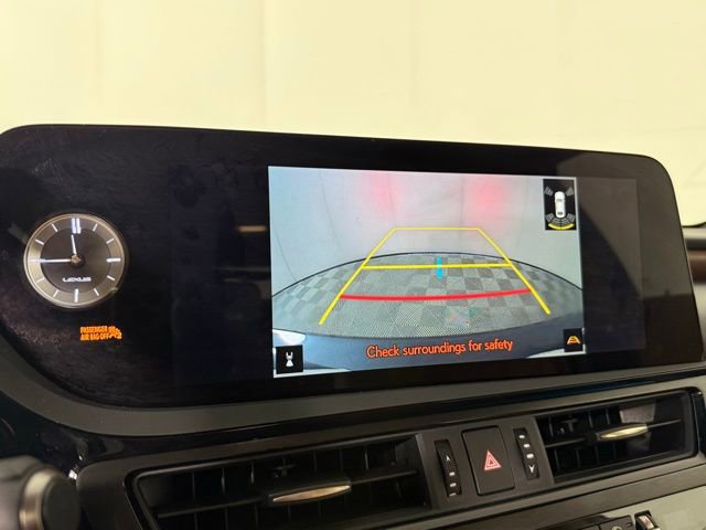 Certified 2025 Lexus ES 300h 300h w/ Premium Package image 19