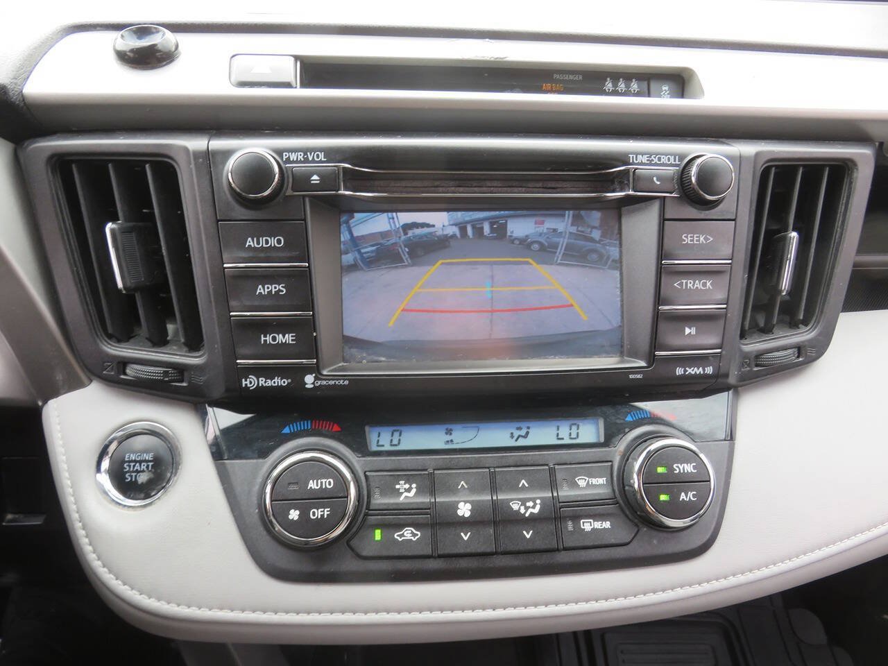 Used 2018 Toyota RAV4 XLE w/ Plus Extra Value Package AWD/4WD image 18