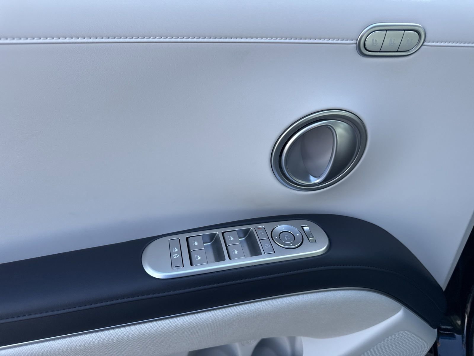 Used 2026 Hyundai Palisade Calligraphy image 24