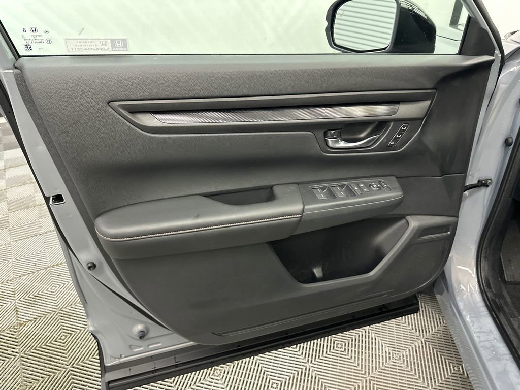 Used 2026 Honda CR-V Sport-L image 11