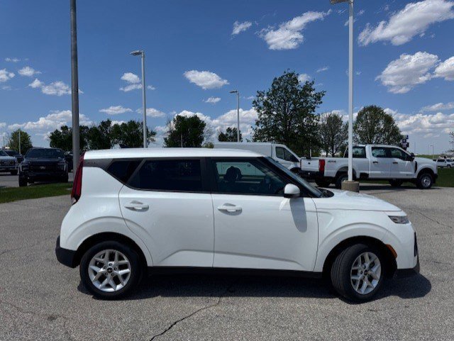 Used 2022 Kia Soul LX w/ Technology Package FWD image 10