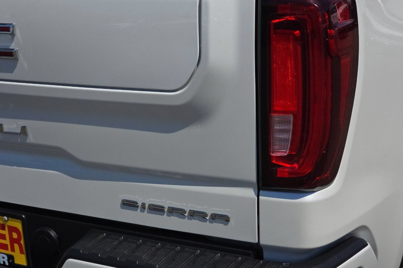 Used 2020 GMC Sierra 1500 Denali w/ Denali Ultimate Package AWD/4WD image 26