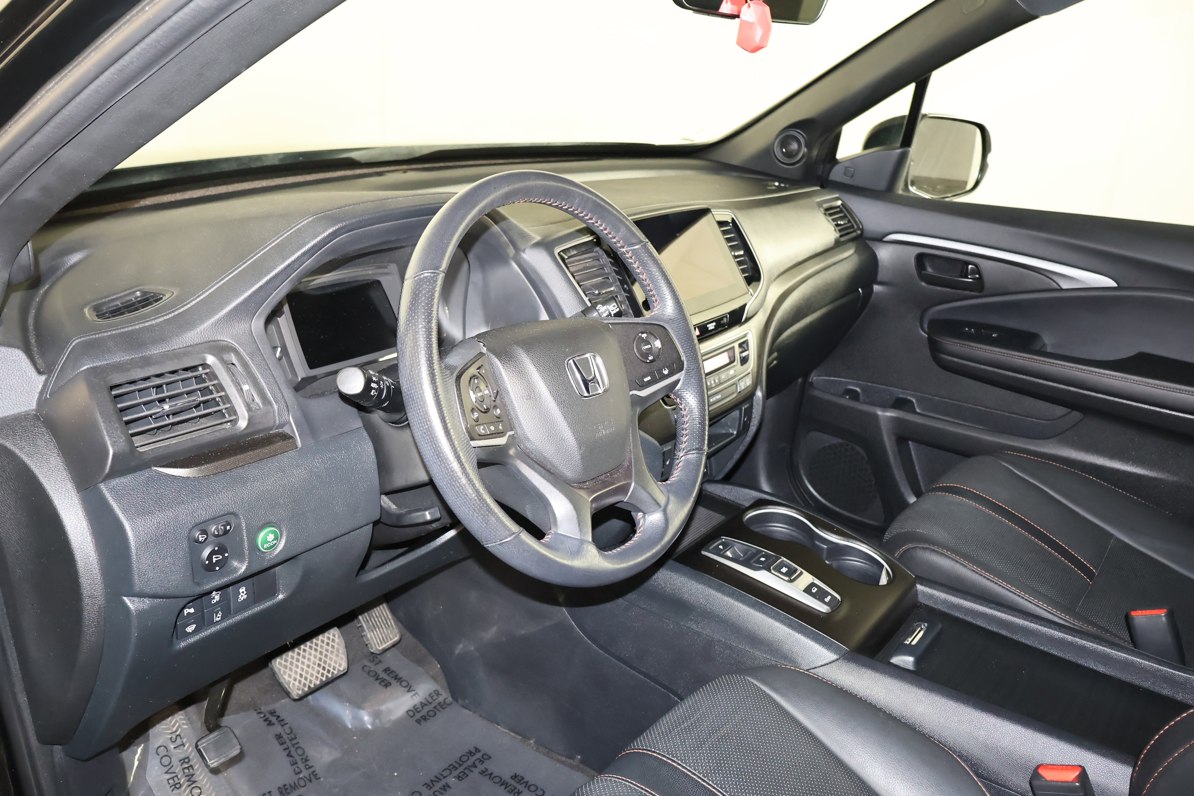 Used 2022 Honda Passport TrailSport image 38