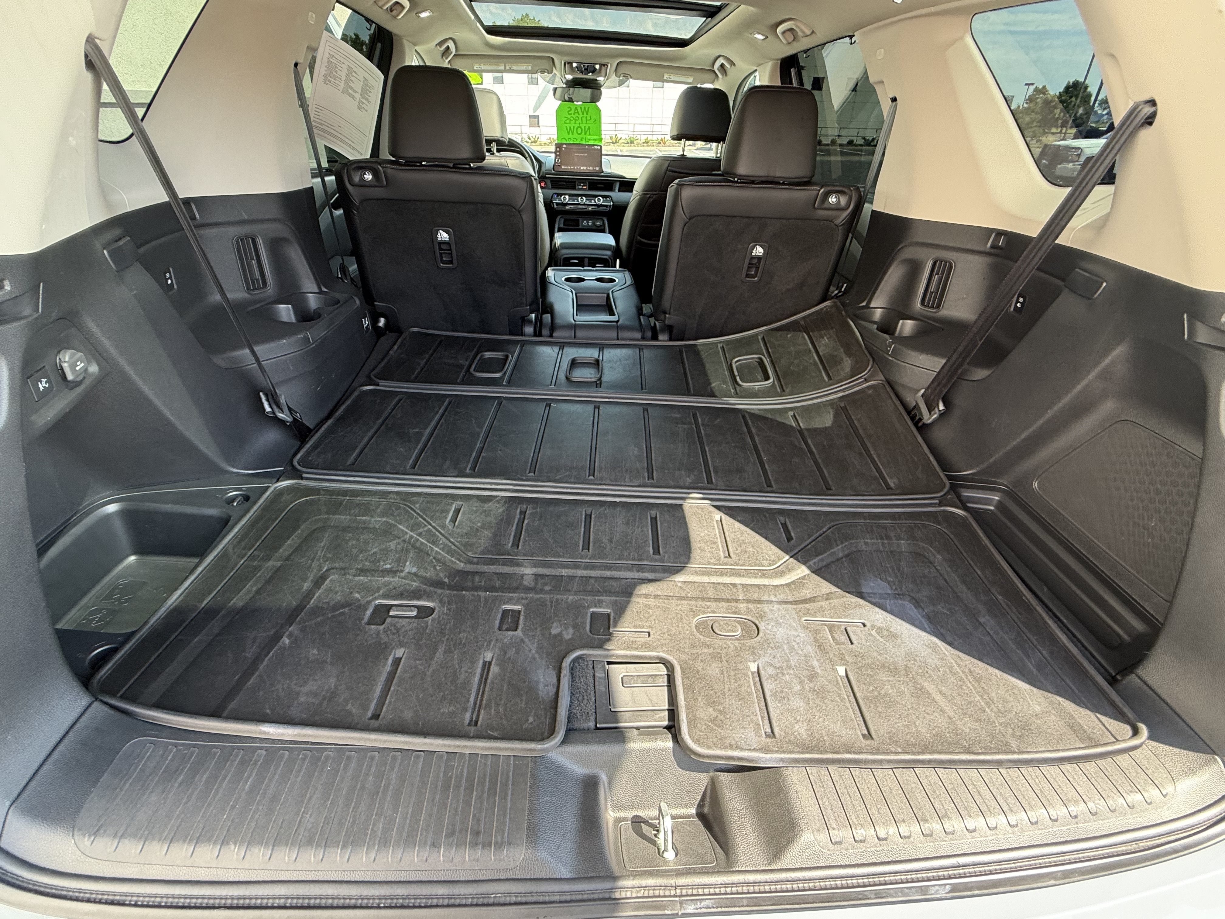 Used 2024 Honda Pilot Elite image 37