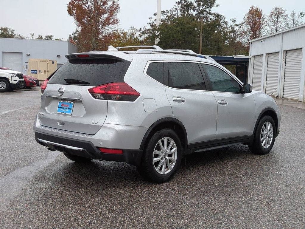 Used 2019 Nissan Rogue SV image 5