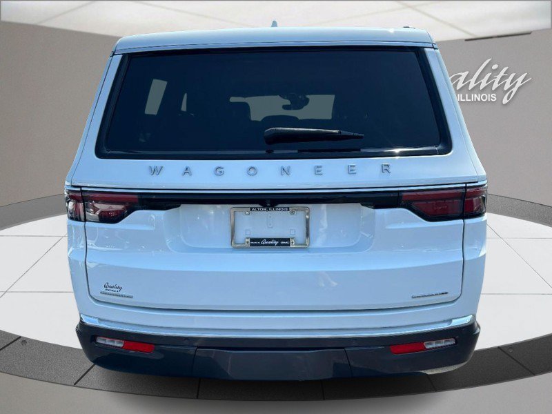 Used 2022 Jeep Wagoneer Series II AWD/4WD image 5