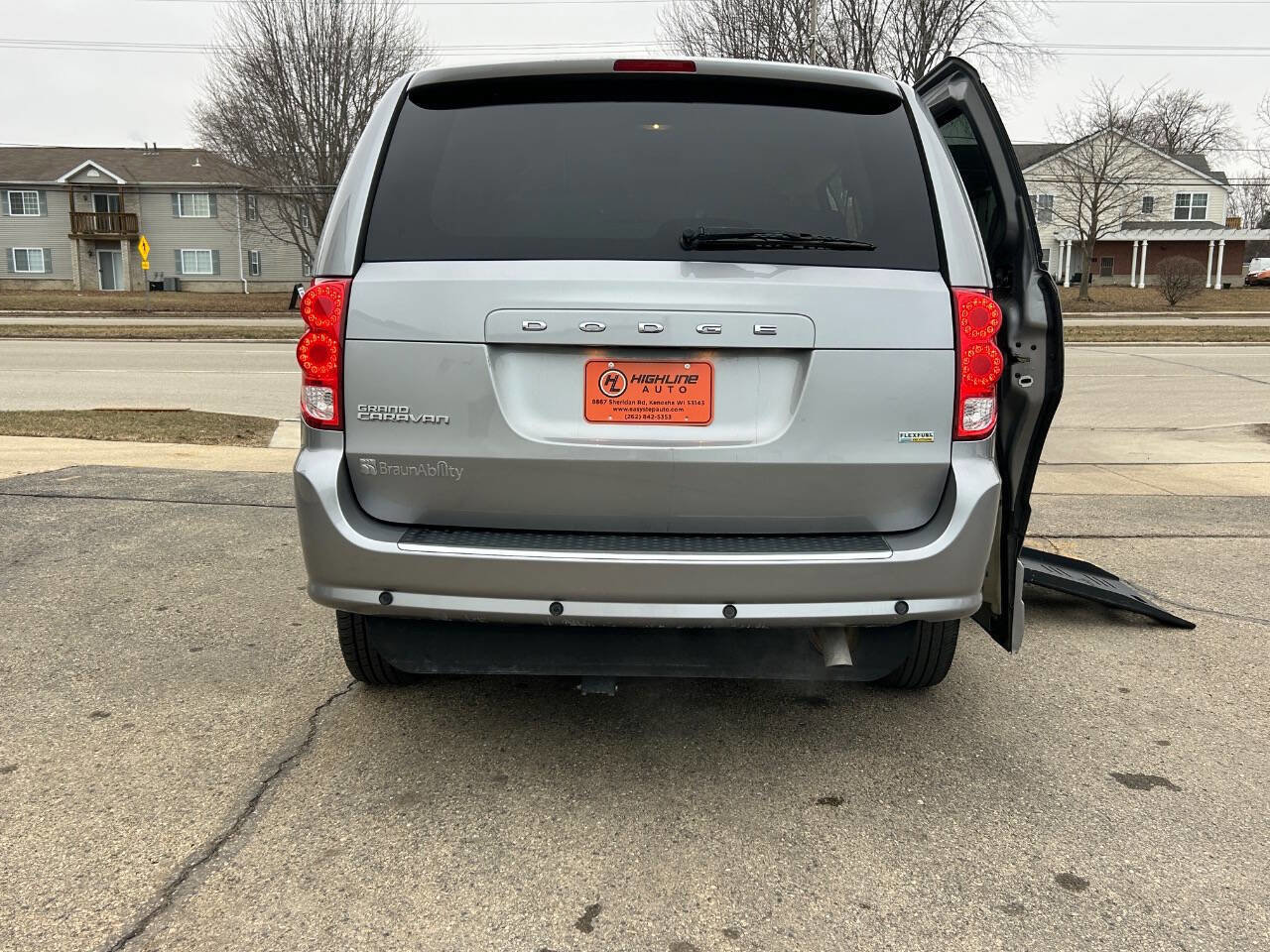 Used 2016 Dodge Grand Caravan SE w/ Quick Order Package 29E SE image 7