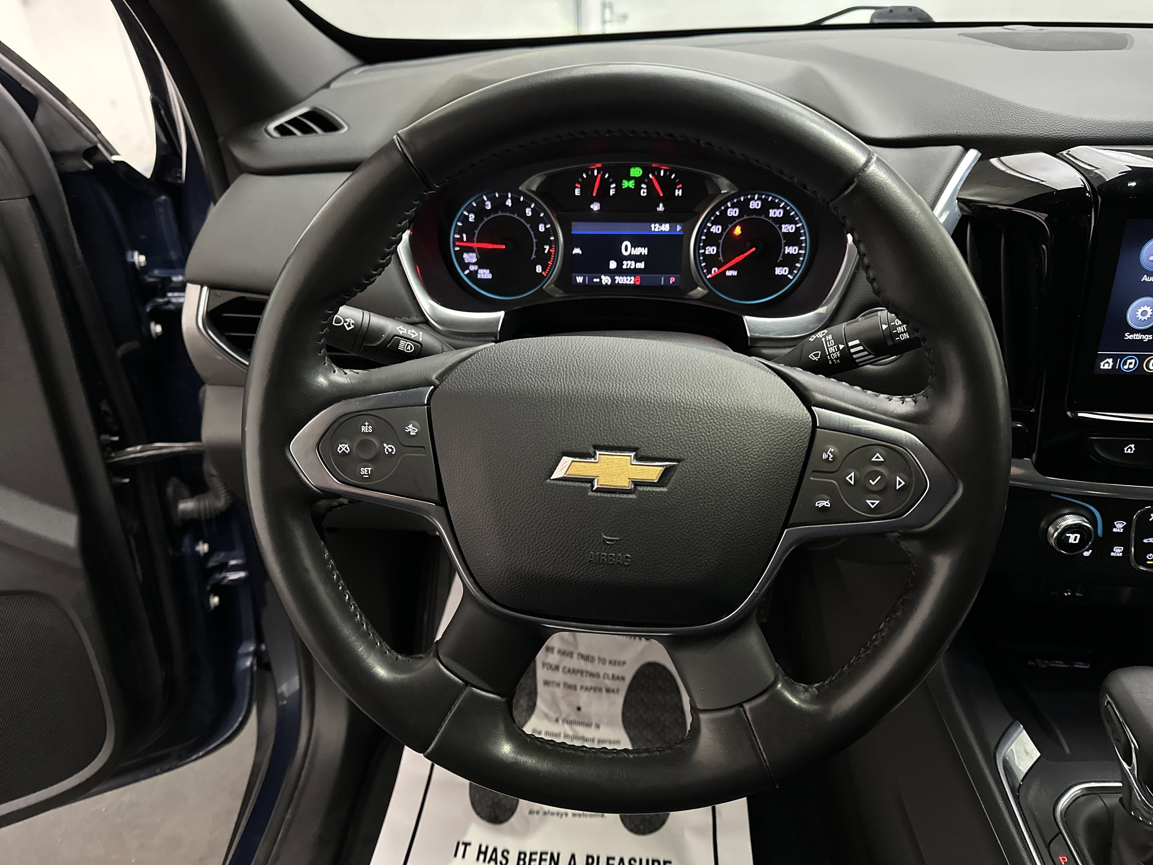 Used 2022 Chevrolet Traverse LT image 30